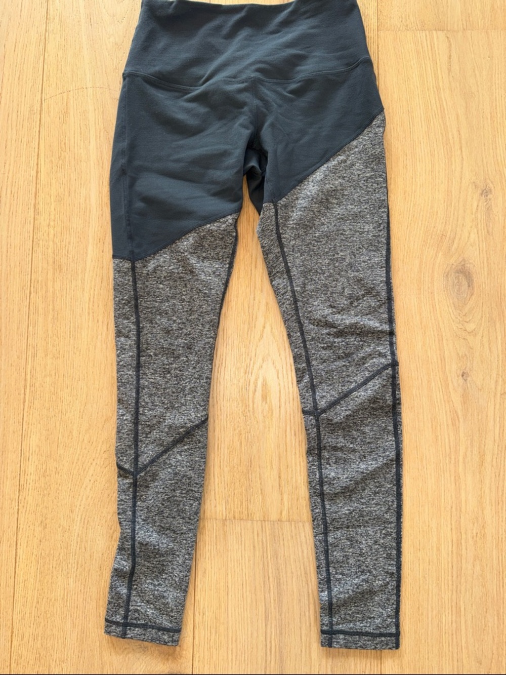 ZELLA! FUN DESIGN!Size M.Two-Tone Charcoal and Heather Gray High-Waist Leggings.